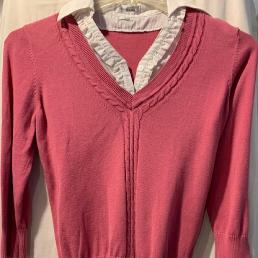 Van Heusen Pink V-Neck Sweater With White CollarXs